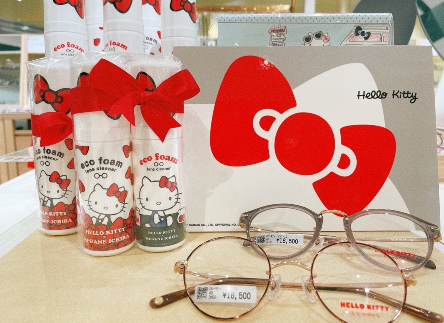 ハローキティコラボ眼鏡発売中！ | 眼鏡市場 SOCOLA南行徳店  