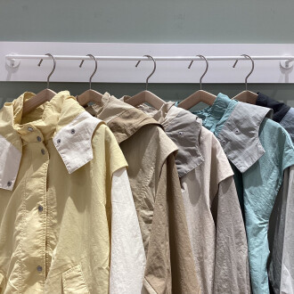 【フード取り外しマウンテンパーカー】