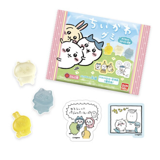 ちいかわダイカットステッカー付きグミ❤️